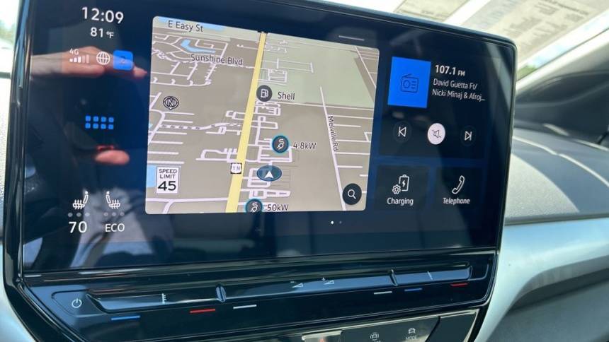 2022 Volkswagen ID.4 WVGTMPE26NP073338