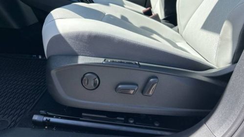 2022 Volkswagen ID.4 WVGTMPE26NP073338