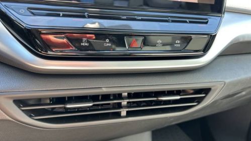 2022 Volkswagen ID.4 WVGTMPE26NP073338