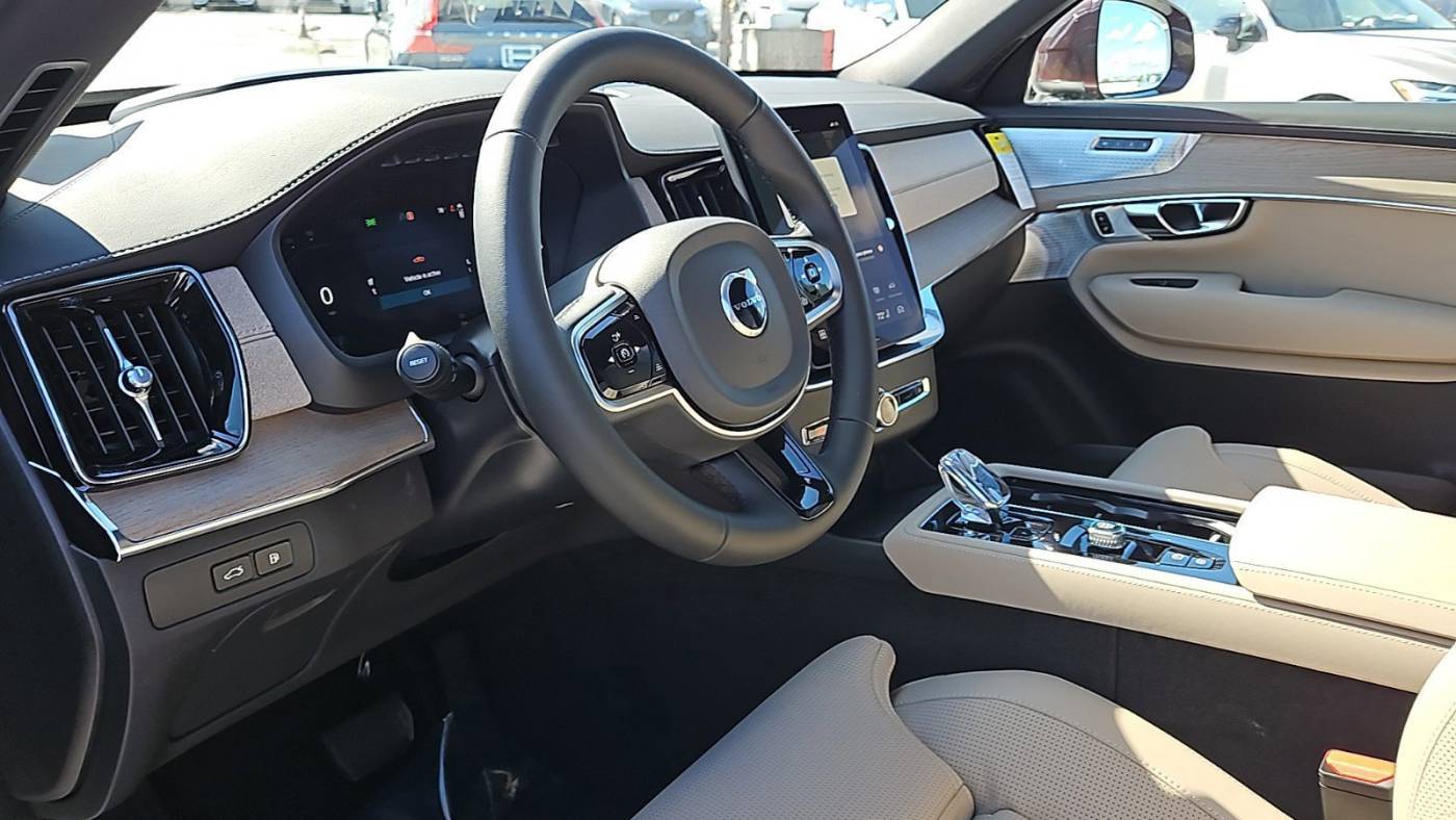 2025 Volvo XC90 YV4H60JG2S1355307