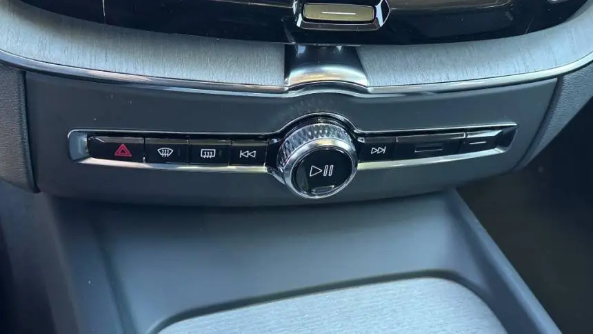 2025 Volvo XC60 YV4H60RC0S1138677