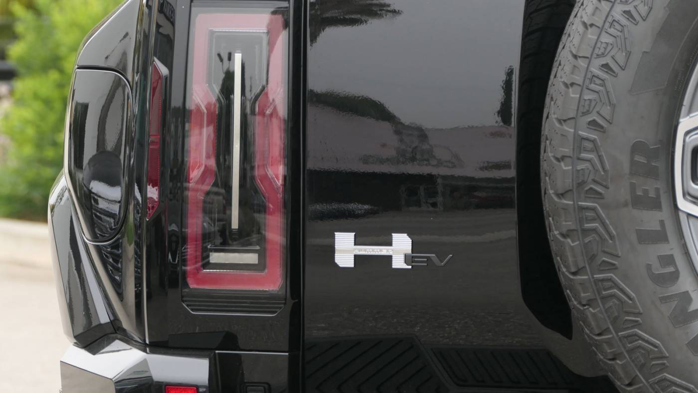 2025 GMC HUMMER EV SUV 1GKB0RDC4SU103164