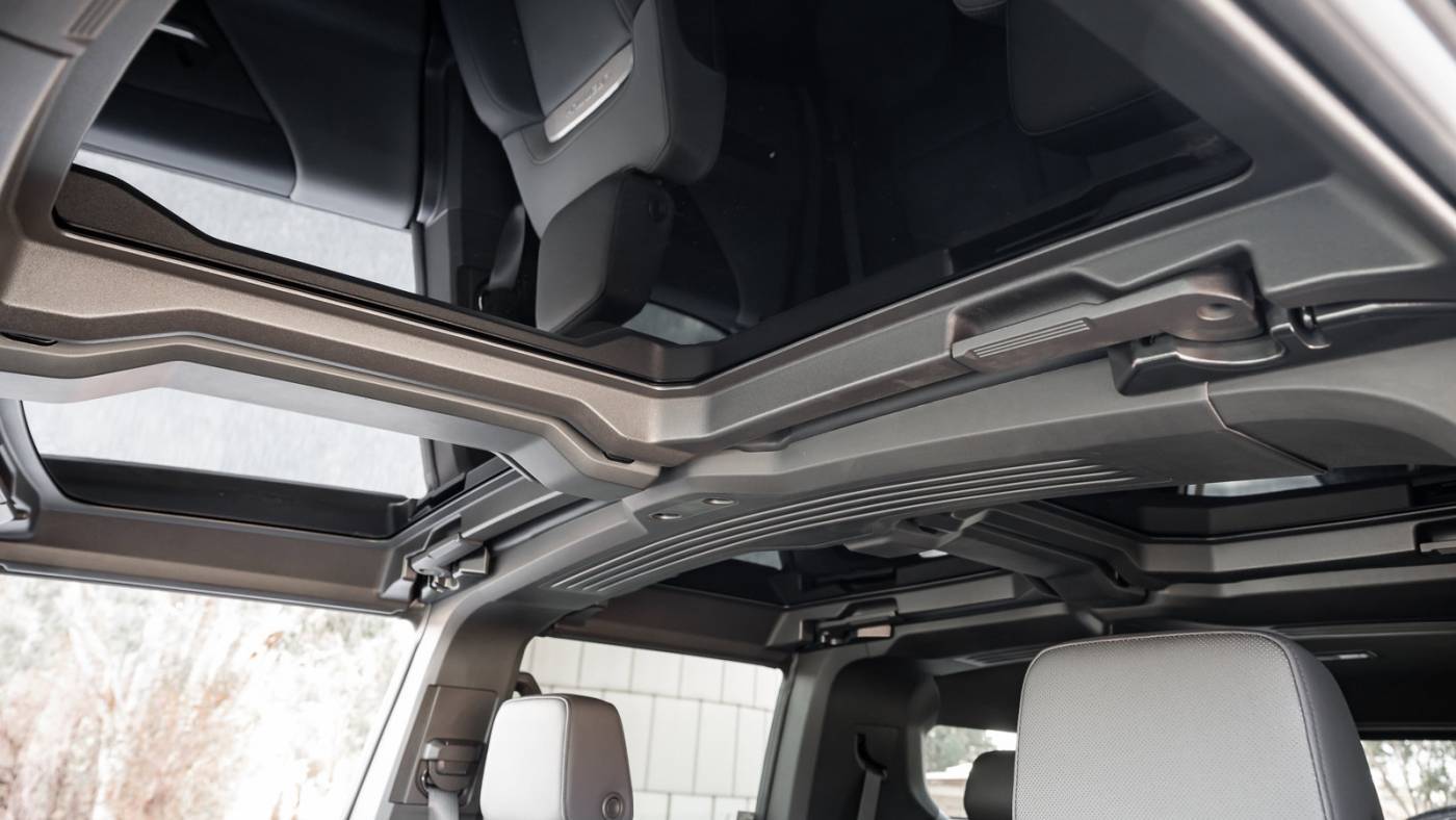 2025 GMC HUMMER EV SUV 1GKB0NDE2SU104792