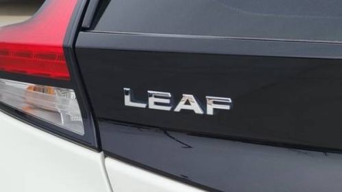 2021 Nissan LEAF 1N4AZ1BVXMC555850