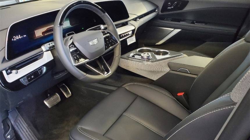 2025 Cadillac OPTIQ 3GYK3EMR0SS185520