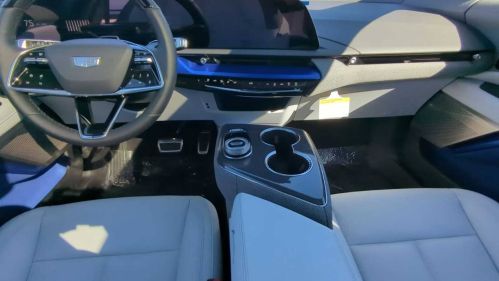 2025 Cadillac OPTIQ 3GYK3BMR8SS164400