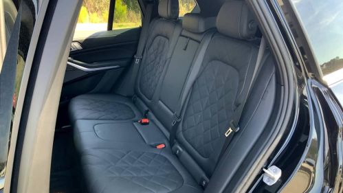 2025 BMW X5 5UX43EU08S9W82879