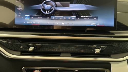 2025 BMW X5 5UX43EU09S9Z37538