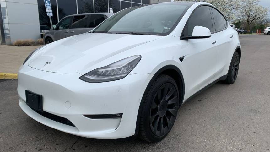2022 Tesla Model Y 7SAYGAEE0NF413461