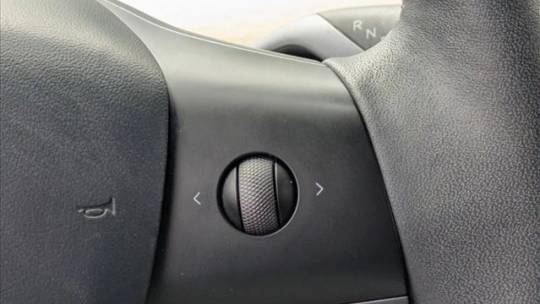 2023 Tesla Model Y 7SAYGDEF3PF795448