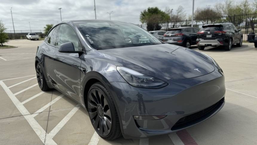 2023 Tesla Model Y 7SAYGDEF3PF838864