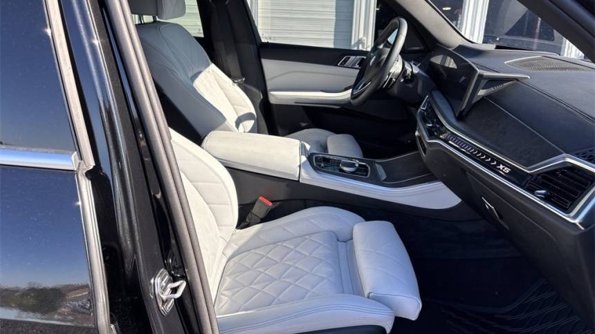 2025 BMW X5 5UX43EU02S9Y39189