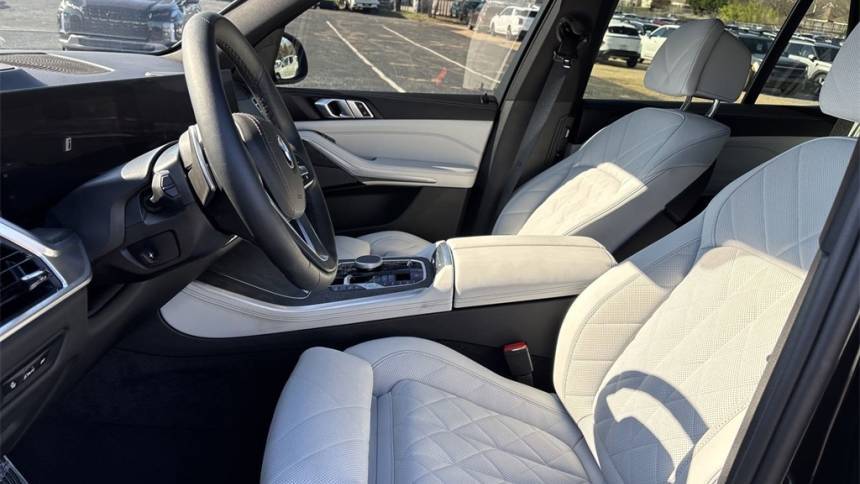 2025 BMW X5 5UX43EU02S9Y39189