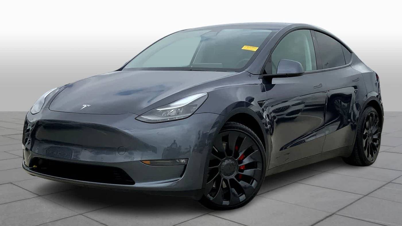 2022 Tesla Model Y 7SAYGDEFXNF366563