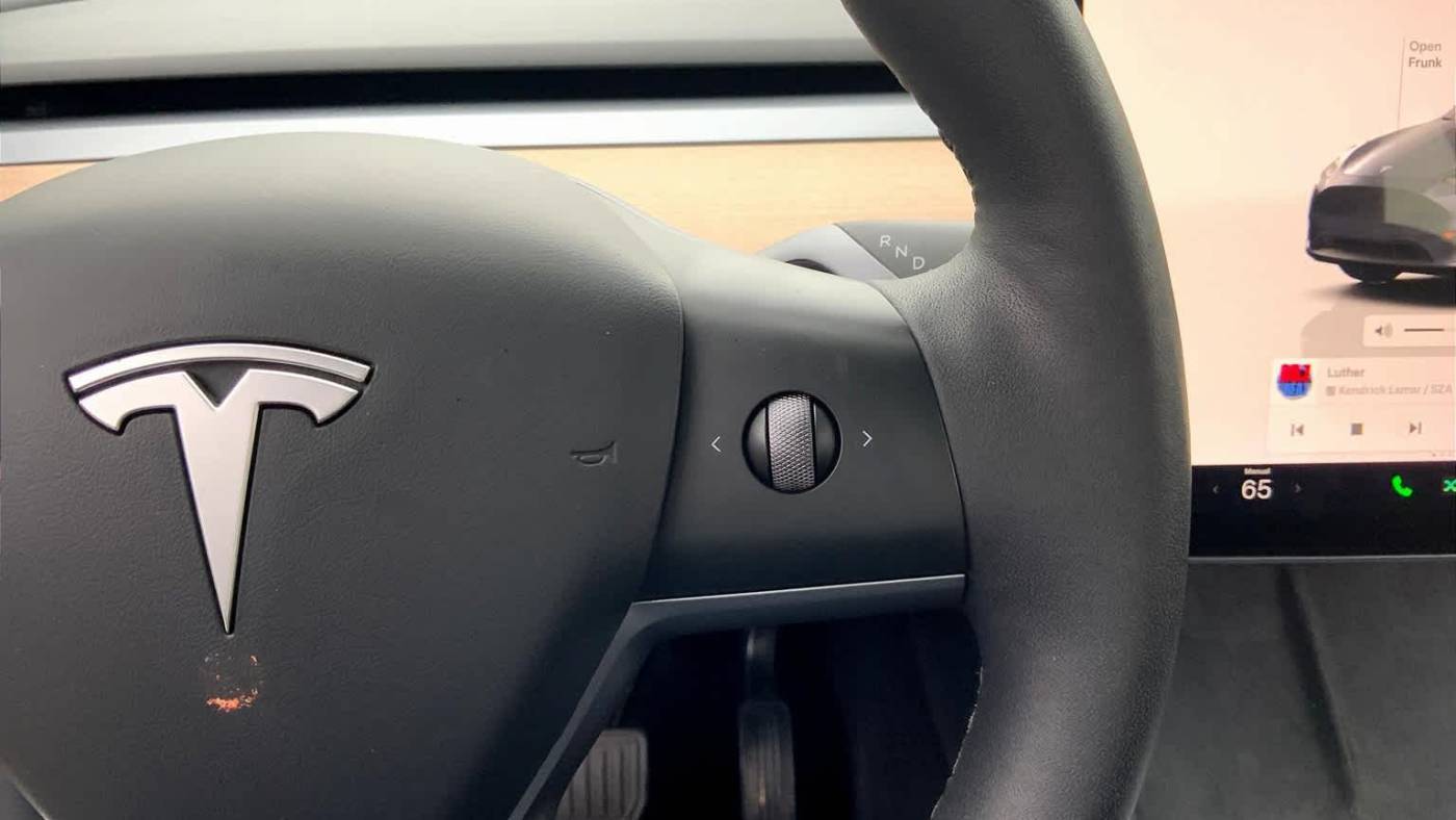 2023 Tesla Model Y 7SAYGDEE3PA067004