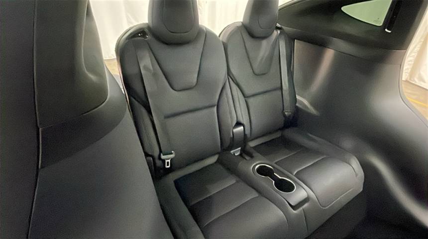 2023 Tesla Model X 7SAXCBE65PF395659