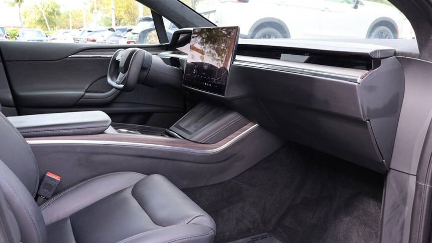 2022 Tesla Model X 7SAXCBE52NF334144