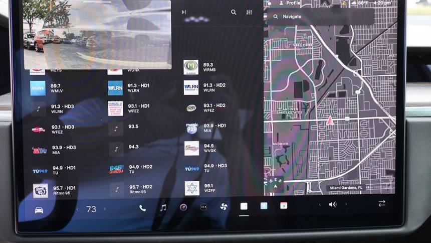 2022 Tesla Model X 7SAXCBE52NF334144