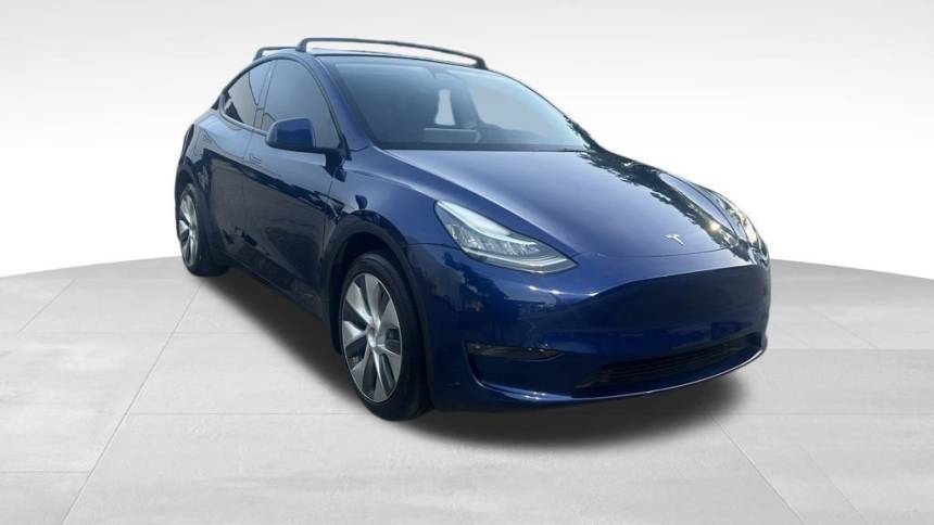 2023 Tesla Model Y 7SAYGDEE0PA031013