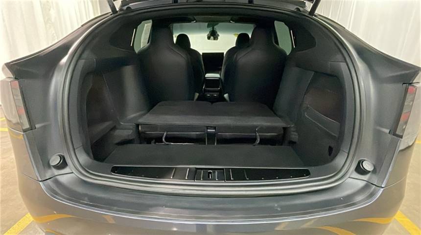 2023 Tesla Model X 7SAXCBE65PF395659