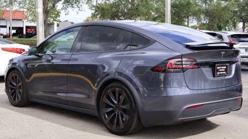 2022 Tesla Model X 7SAXCBE52NF334144