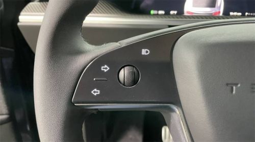 2023 Tesla Model X 7SAXCBE65PF395659