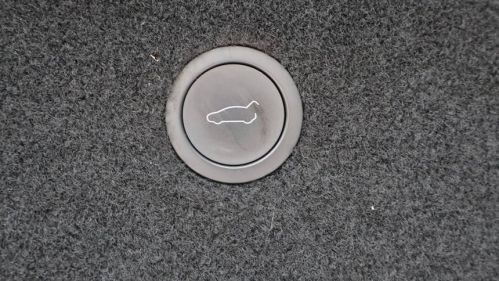 2022 Tesla Model X 7SAXCBE52NF334144