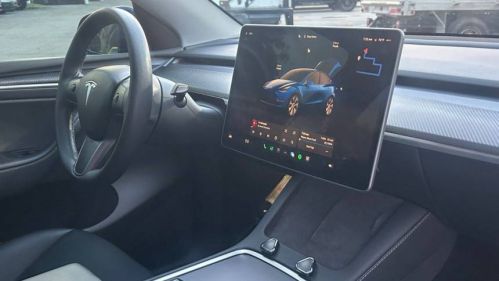2023 Tesla Model Y 7SAYGDEE0PA031013