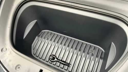 2023 Tesla Model Y 7SAYGDEE3PA067004