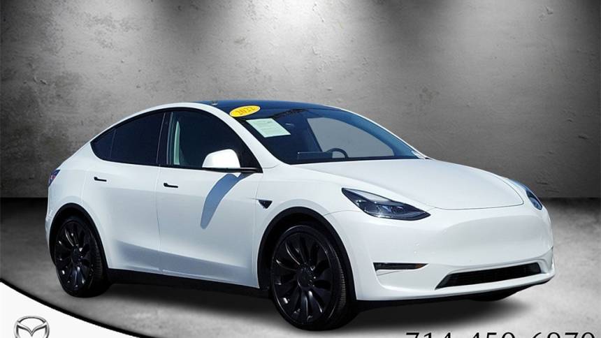 2022 Tesla Model Y 7SAYGDEF8NF451935