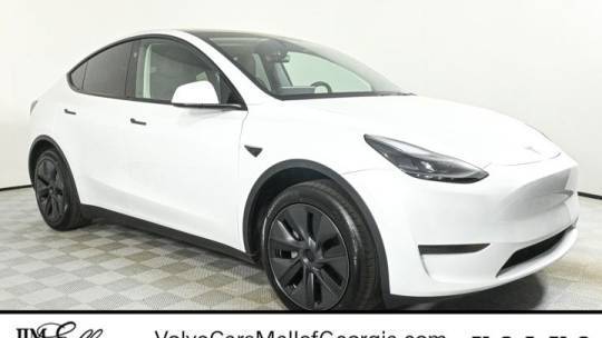 2024 Tesla Model Y 7SAYGDED5RA329647