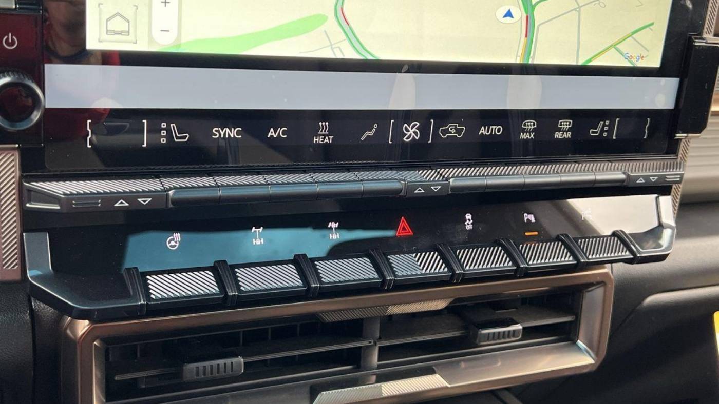 2025 GMC HUMMER EV SUV 1GKT0NDE4SU111070