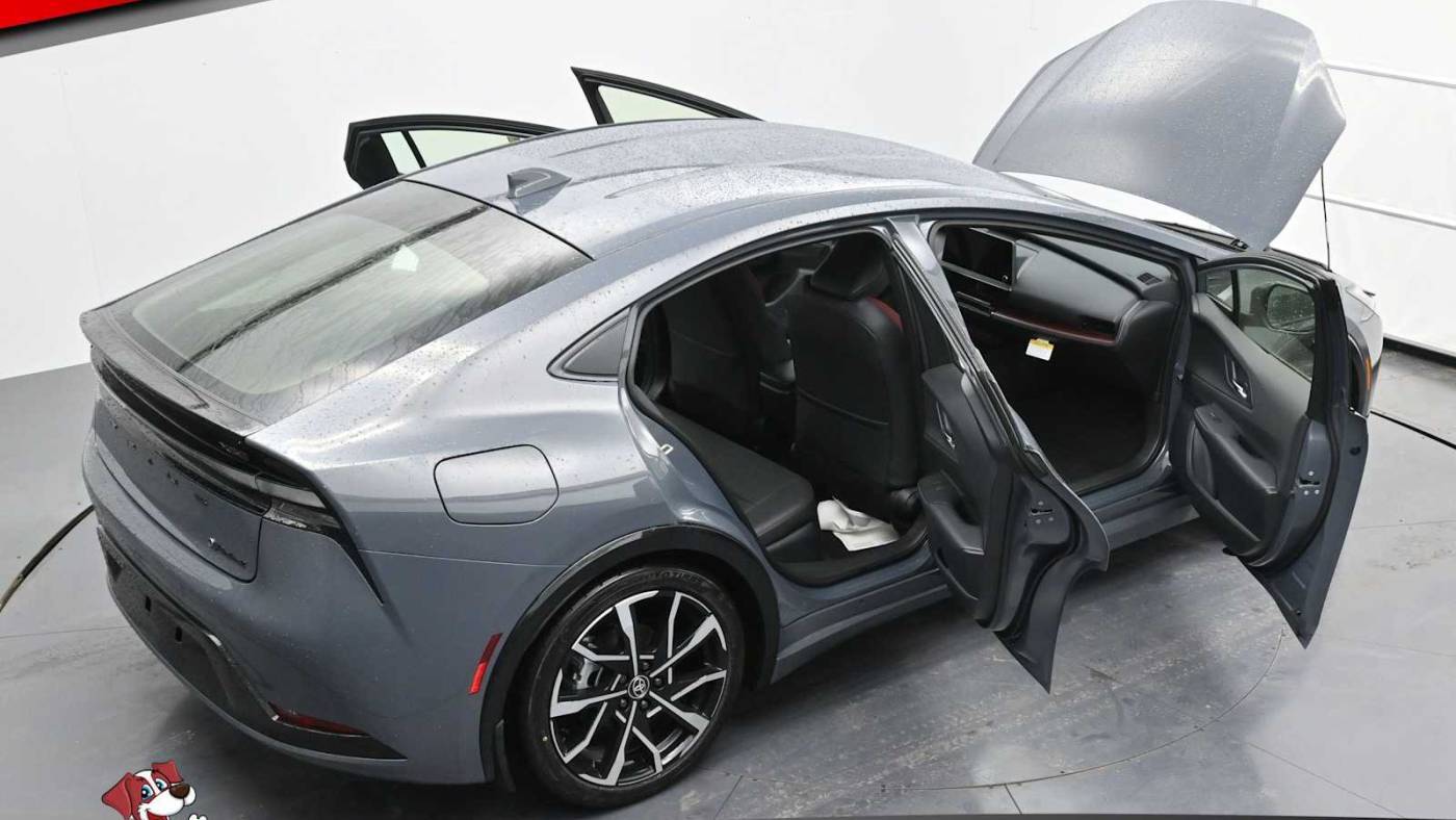 2024 Toyota Prius Prime JTDACACU0R3036587