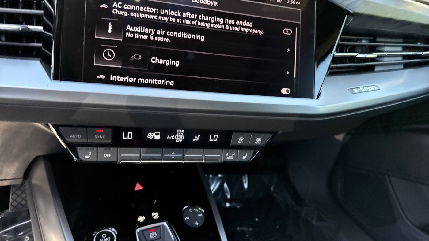 2025 Audi Q4 e-tron WA1A5BFZ3SP037958