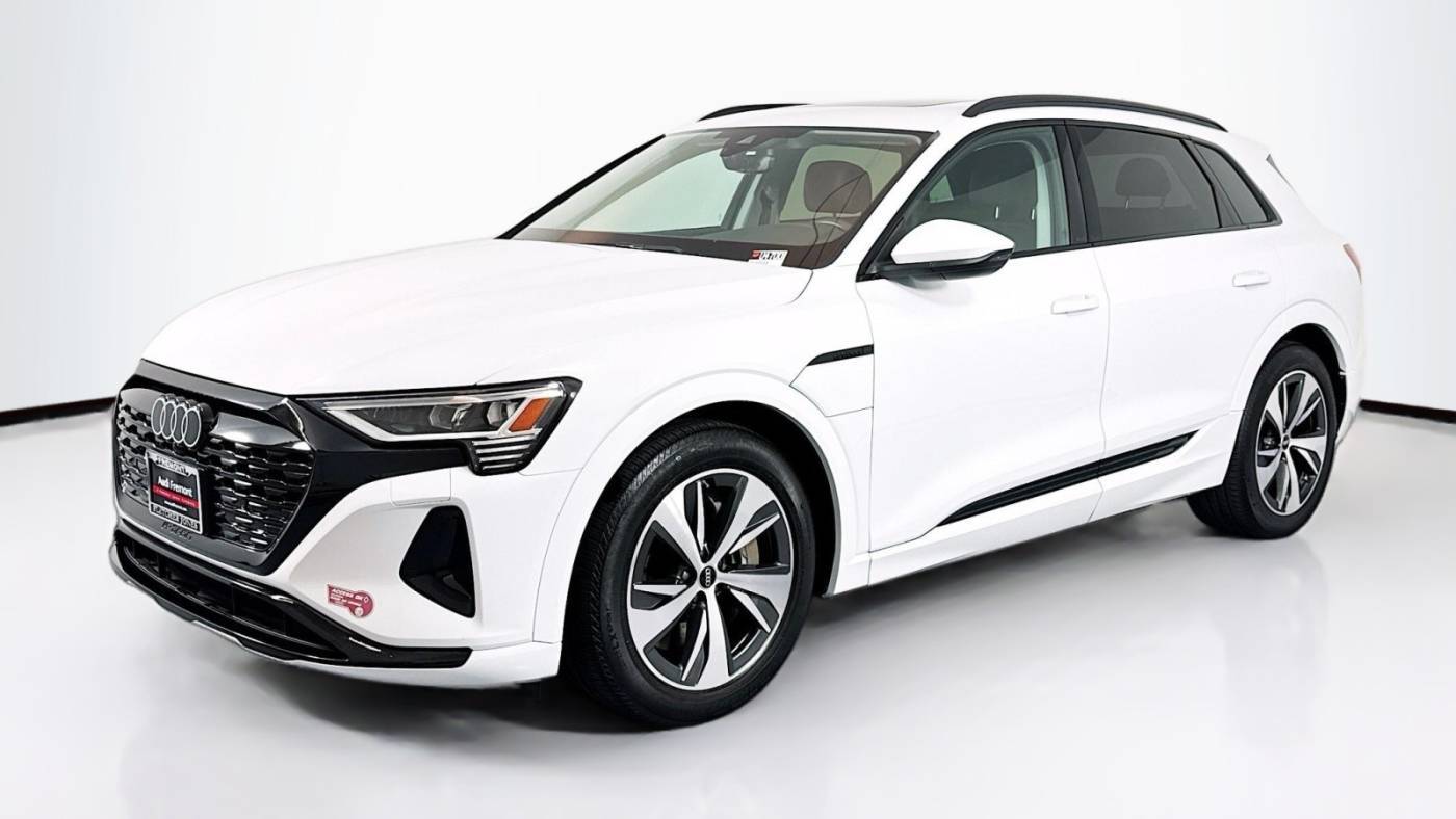 2024 Audi Q8 e-tron WA14AAGE9RB021110