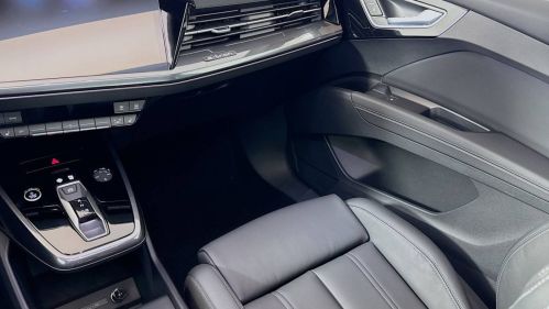 2025 Audi Q4 e-tron WA14UBFZ8SP035574