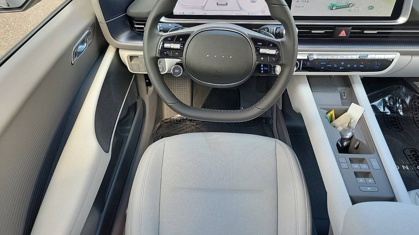 2025 Hyundai IONIQ 6 KMHM34AA8SA087937