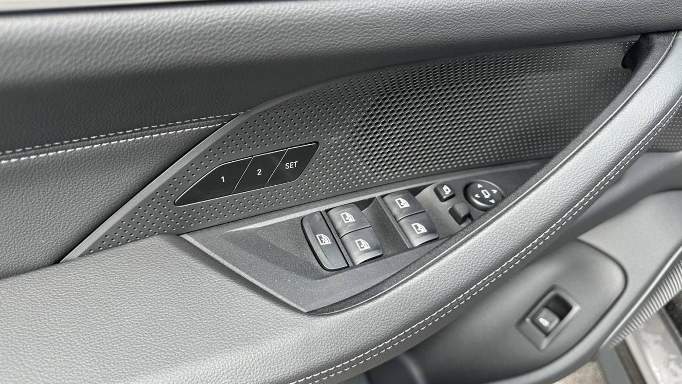 2024 BMW i4 WBY73AW00RFS51919