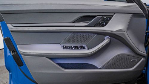 2022 Porsche Taycan WP0AA2Y11NSA10142
