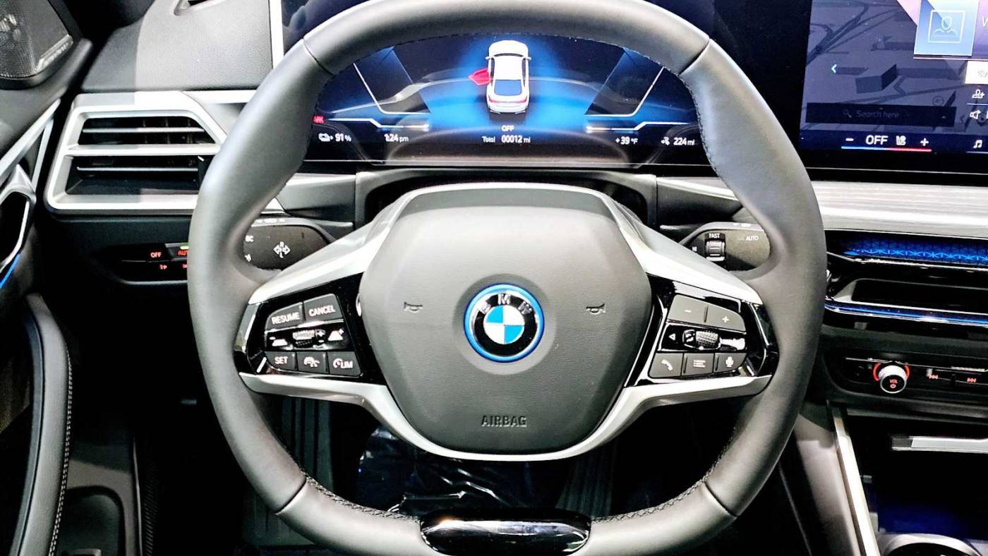 2025 BMW i4 WBY43HD04SFU44739