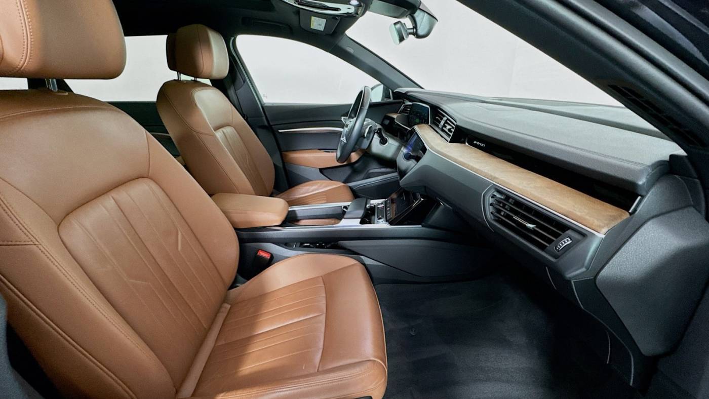 2022 Audi e-tron WA1AAAGE5NB023529