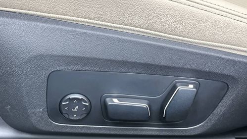 2025 BMW i4 WBY43HD07SFU37882
