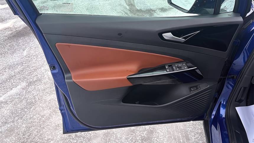 2021 Volkswagen ID.4 WVGUNPE22MP064684