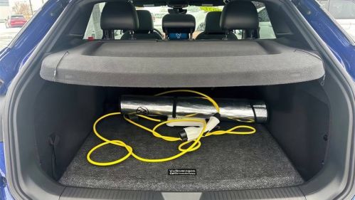 2021 Volkswagen ID.4 WVGUNPE22MP064684