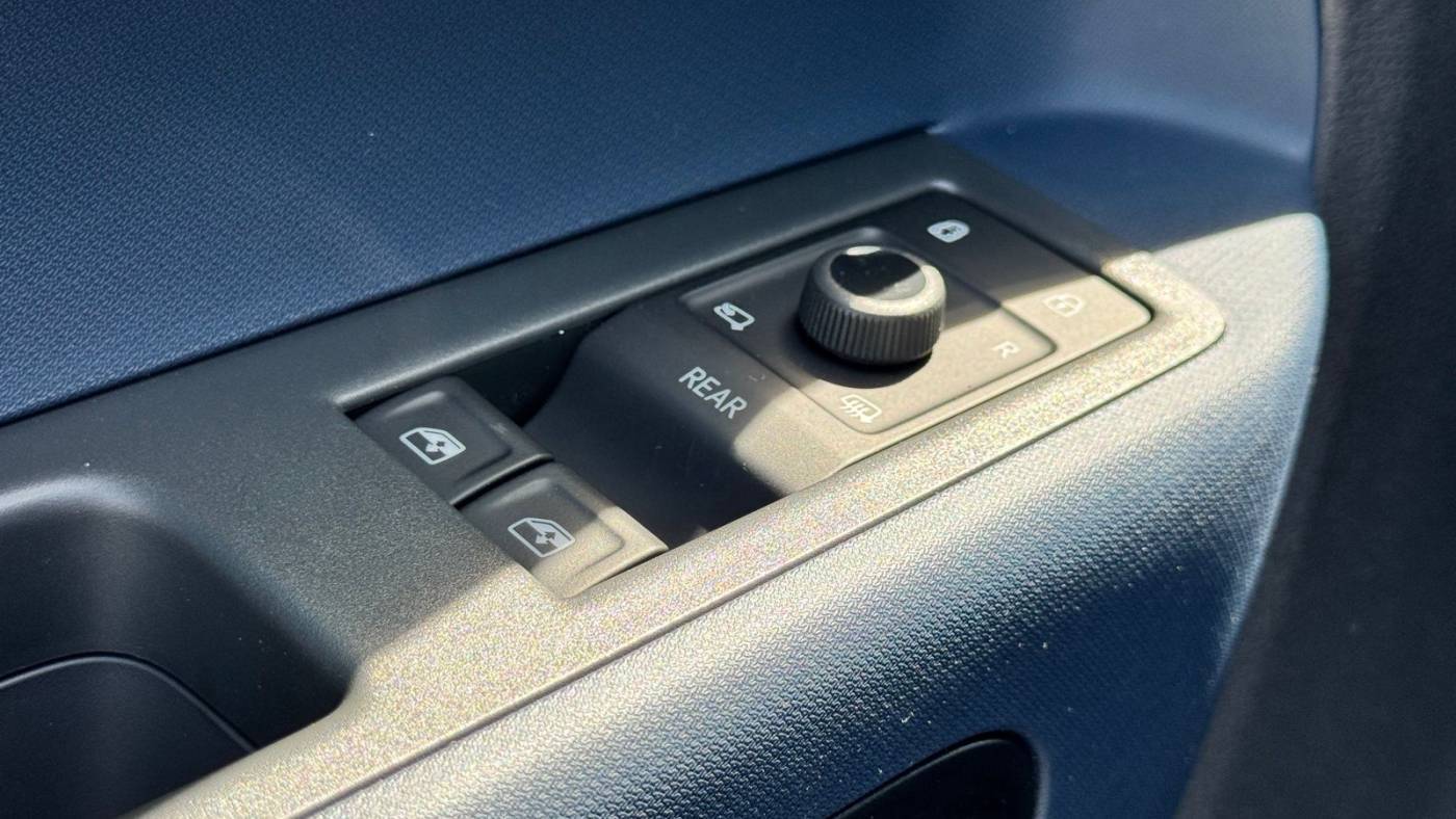 2025 Volkswagen ID.Buzz WVGAWVEB2SH021703