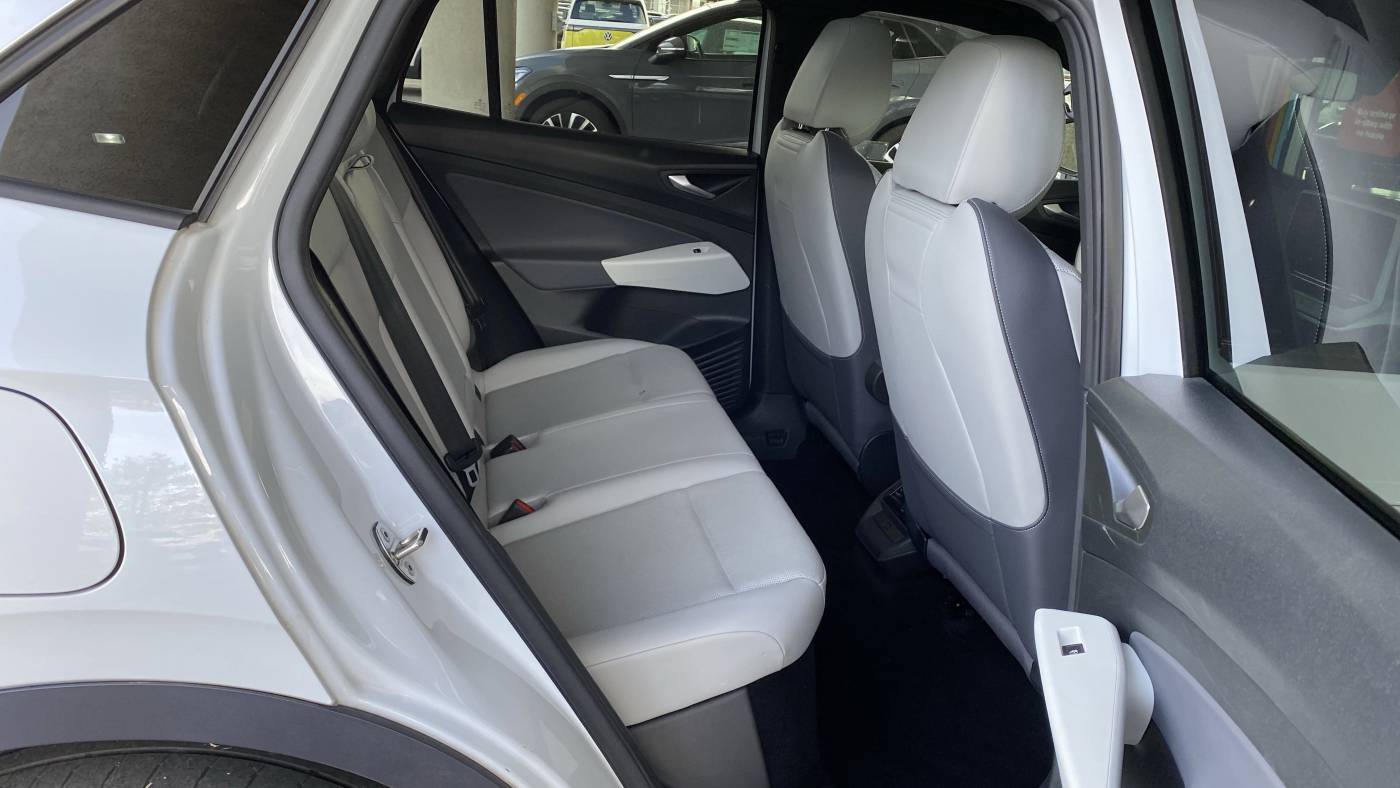 2021 Volkswagen ID.4 WVGDMPE2XMP021861