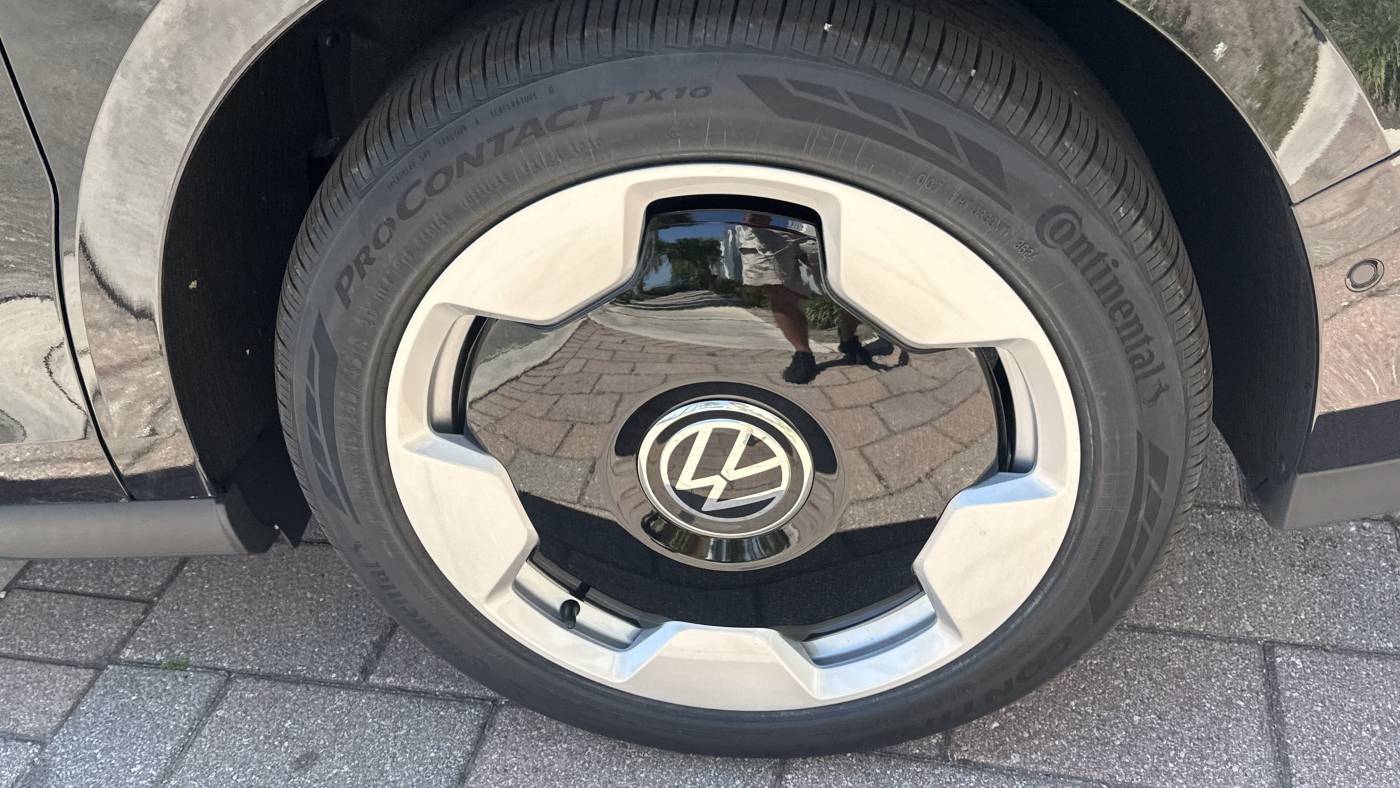 2025 Volkswagen ID.Buzz WVGAWVEB5SH013840