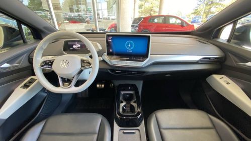 2021 Volkswagen ID.4 WVGDMPE24MP021001
