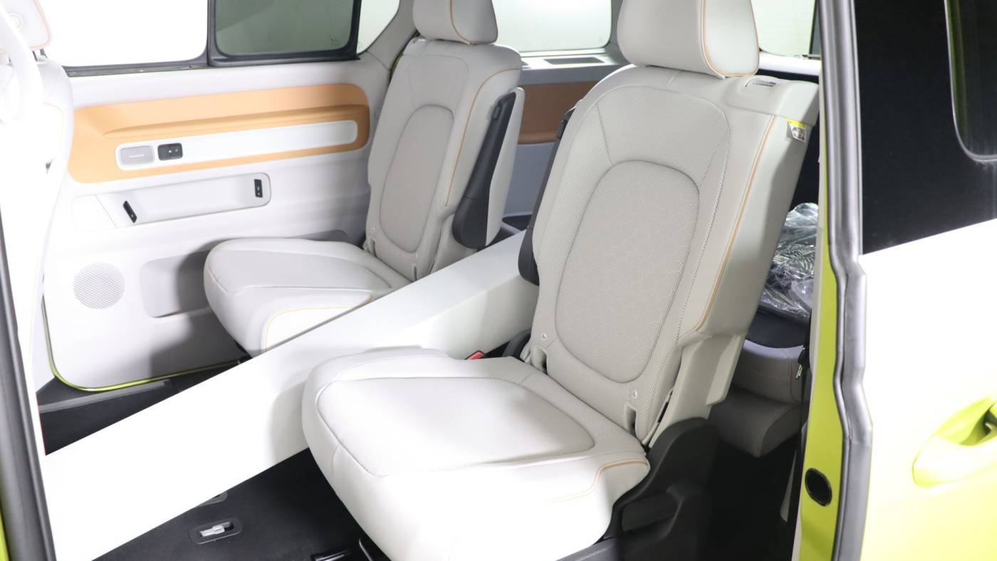 2025 Volkswagen ID.Buzz WVG6YVEB1SH018291