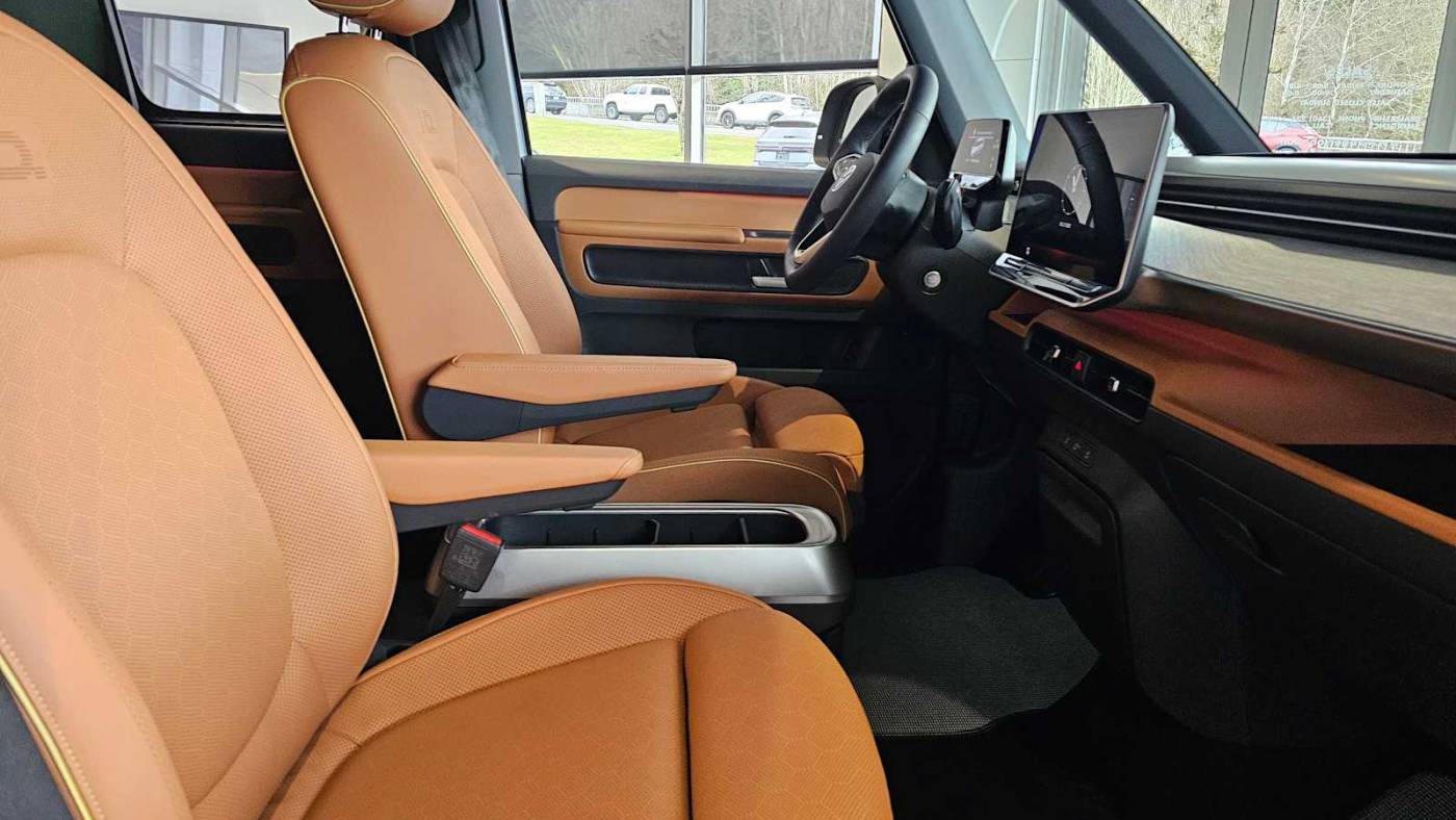 2025 Volkswagen ID.Buzz WVGAWVEB6SH018626